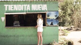 "Surf’s Up: A Glimpse into the World of Surfing"