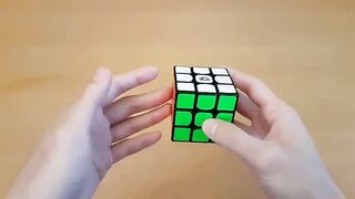 How to Solve a Rubik’s Cube Fast – No Experience Needed!