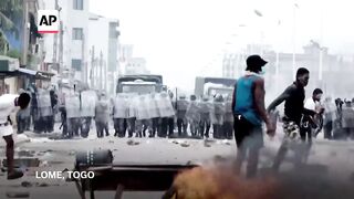 Clashes break out in Togo as protesters call for president's resignation.