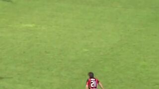 Andrea Pirlo  Wait for Ronaldinhos reaction