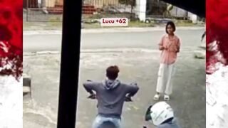 Niatnya mau pamer karena ada cewe, eh malah kebablasan .