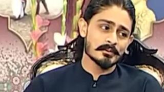 هڪڙو ماڻهو ئي آهي اچڻو پر مون سڄو گهر کڻو سجايو آ