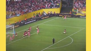 Messi Hampir Cetak Gol Ajaib, Tapi Shenawy Bikin Penyelamatan Gila!