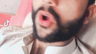 Lip sing music