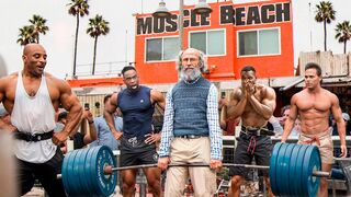 An elderly man who lifts weights in Muscle Beach