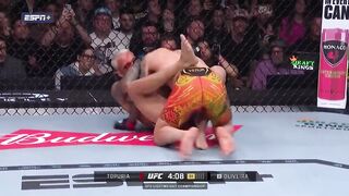 Ilia Topuria Knocks Out Charles Oliveira --  UFC 317(720PHD)