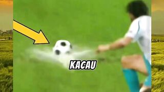 Bukan sekadar hujan, ini pertanda hoki turun dari langit! Di tengah genangan, bola tetap bergulir dan keberuntungan ikut berlari