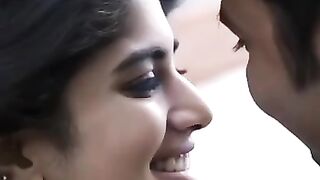 Aankho-Ko-Intezaar-Song-Status-Video