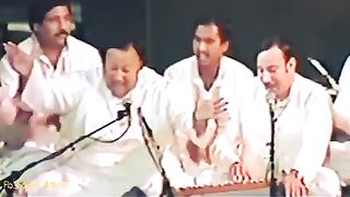 Mashallah beautiful Nusrat Fateh Ali khan