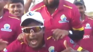 Ghutno tak sixer dekh #cricket