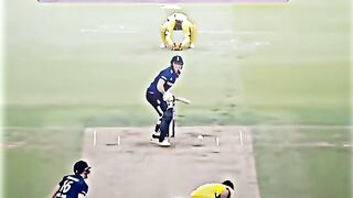 #cricket Michael Starch vs Stokes in check bowling