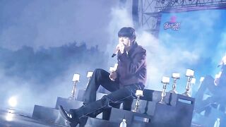SEOKJINS VOCALS IN BACKGROUND IS SO PERFECT