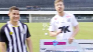 Beat Neymar, win  500,000