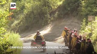 Idaho firefighters return to scene where 2 firefighters died in ambush