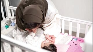 Saudi Arabia Law to pay working women for 3 months after childbirth begins