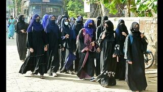 Kazakhstan bans niqab in public places