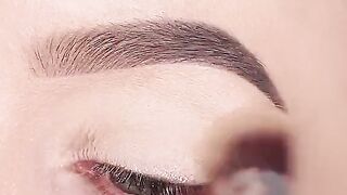 Eye makeup 14