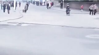 سائح يصور فيديو بالسر من داخل كوريا الشمالية