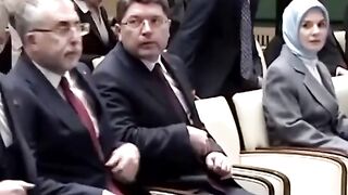 ЕРДОГАН УНИЗИ ПУТИН НА ФОРУМ