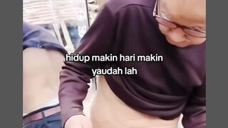 menolak tua