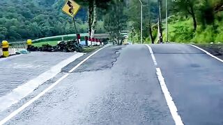 walk around see beautiful scenery