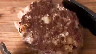 Which one would you eat ? experiements food cooking meatballs