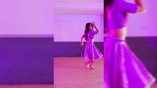Indian Girl Vinita Hazari Dance 12