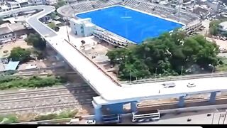 8 Insinyur India Diberhentikan Usai Bangun Flyover dengan Tikungan 90 Derajat