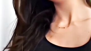 thats mia kholifa viral video today