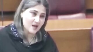 agar min aagayi koi chies kar maron Saira Bano