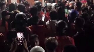 [VIDEO] Driver ShopeeFood Geruduk Rumah Customer di Godean Sleman, Imbas Insiden Bentakan dan Kontak Fisik 2