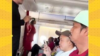 Butuh hiburan? Pengen ngakak tiap hari? follow HUMOR TERSAJI