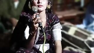 ٿر جي ڪونج Zahida gul  زاهدا گل