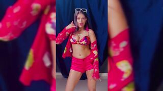 Indian Girl Divya Ralhan Dance 15