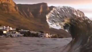 Beauty of the dancing sea