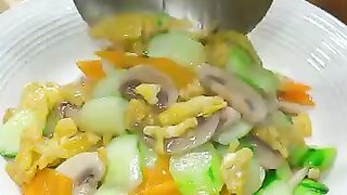 If you dont like eating vegetables, then try this stir-fried three delicacies.  cooking recipe