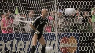 Shakira - Waka Waka (This Time for Africa) (The Official 2010 FIFA World Cup Song)