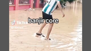 buat anak-anak koq coba-coba