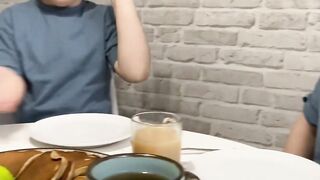 Умяли в обе щеки