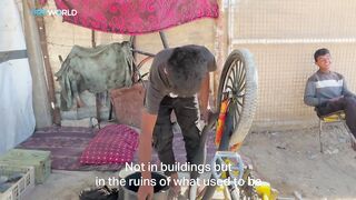 Gaza Traders Defy Odds to Rebuild Amidst Destruction