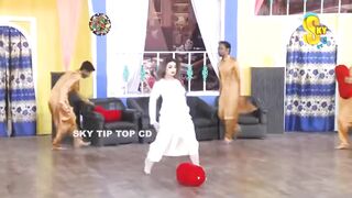 Pakistani Girl Warda Stage Dance