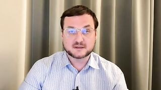 КОМЕНТАРИ ЯКОВИНА - БУНТ В РУСКАТА АРМИЯ