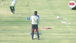 Shahid Afridi watching Babar Azam traning