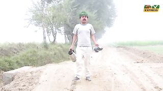 Number_Daar_Kahwa_Wala____Airport_Helmet___new_action_movies__Punjabi_Comedy_