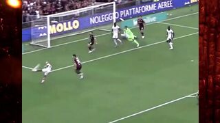 moment save penting di akhir laga pertandingan , save epic !! saveepic football football highlights reels