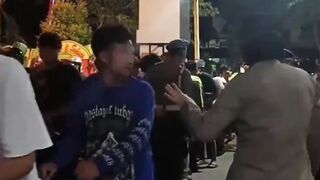 [VIDEO] Polsek Tuban Tindak Tegas Konvoi PSHT, 170 Motor dan Ratusan Orang Diamankan