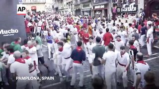 7 suffer minor injuries after second day of bull run in Pamplona,