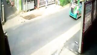 fokuslah saat berkendara