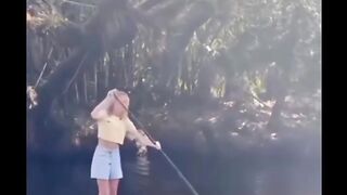 Follow kami untuk menyelami kisah nyata viralvideo memes insiden 2