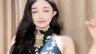 TikTok Moves, Real Queen Energy